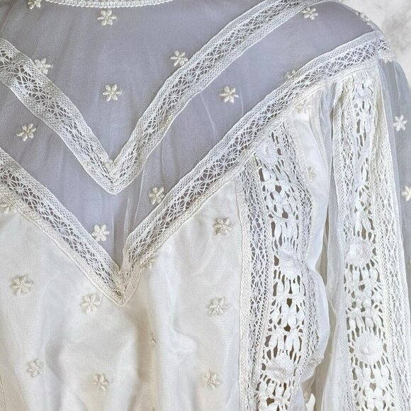 Tularosa Topaz Dress - Ivory - Picture 3 of 12